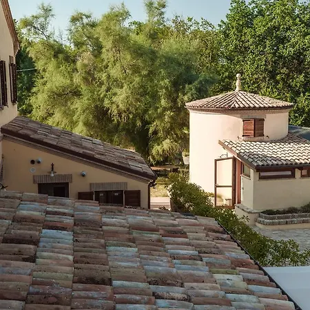 Chigio Country House Village
