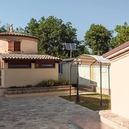 Chigio Country House Village Κατάλυμα σε φάρμα La Torraccia