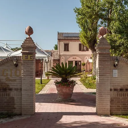 Farm stay Chigio Village *